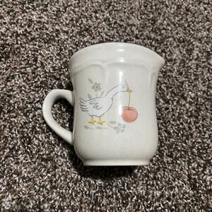 International‎ Stoneware Cream Pitcher Goose Cherry Strawberry Blue Rim Vintage